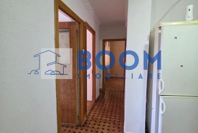 Apartament cu 3 camere decomandat în Central