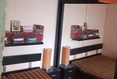 Apartament cu 3 camere nedecomandat în Alecu Russo