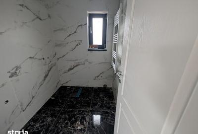 Casă cu 4 camere cu Teren 420 Mp în Hemeiuș - 3