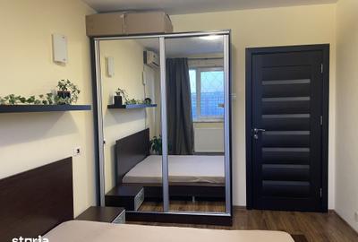 Apartament cu 2 camere semidecomandat în Berceni