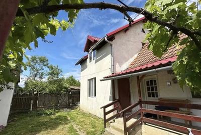Casă cu Teren 450 Mp în Central