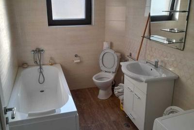 Apartament cu 3 camere decomandat în Exterior Vest - 4