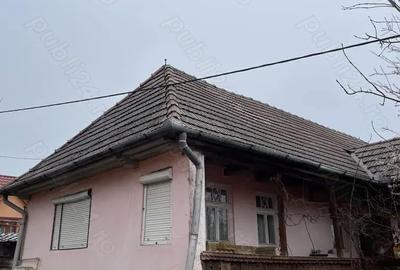 Casă cu 2 camere în Lunca - 1