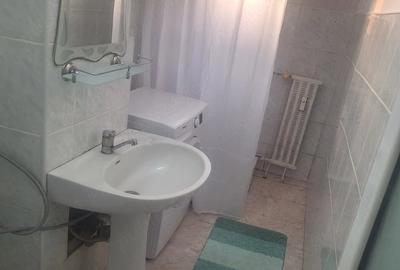 Apartament cu 2 camere decomandat în Exterior Vest