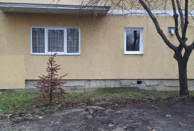 Apartament cu 3 camere decomandat în Prundu - 1