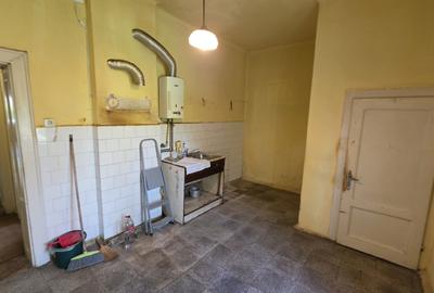 Apartament cu 4 camere decomandat în Sub Arini - 11
