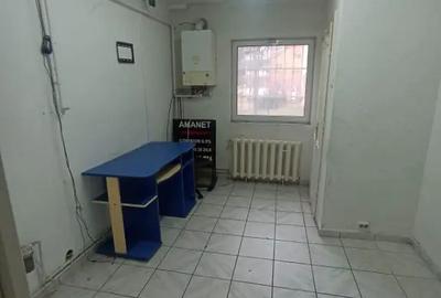 Spațiu comercial, de 64 mp, în Central - 3