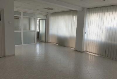 Spațiu comercial, de 70 mp, în Ultracentral - 7