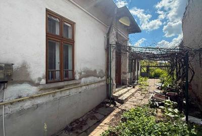 Casă cu 3 camere în 1 Mai - 7