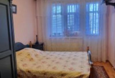 Casă cu Teren 1350 Mp în Apostolache - 5