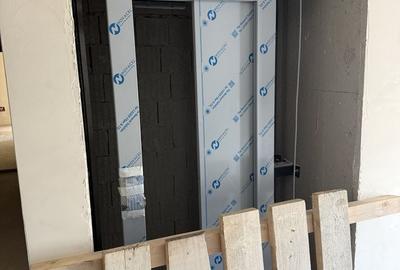 Apartament cu 2 camere decomandat în Dobroești