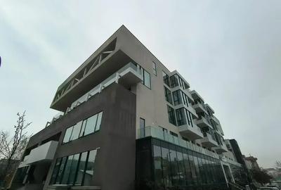 Apartament cu 2 camere semidecomandat, mobilat în Aviației