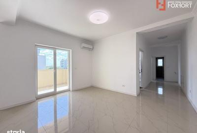 Apartament cu 3 camere semidecomandat în Torontalului