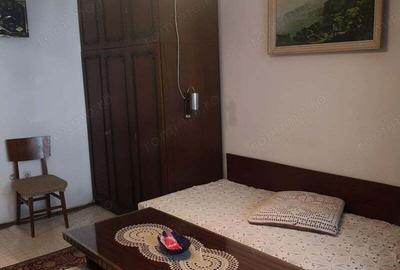 Garsonieră decomandată în Blașcovici