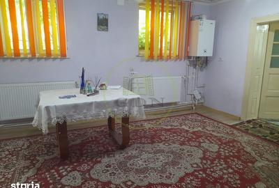 Casă cu 4 camere cu Canalizare în Central - 10