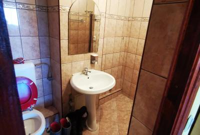 Apartament cu 4 camere decomandat în Micro 18 - 2