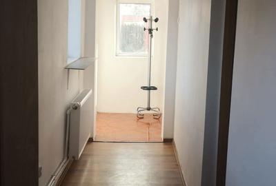 Casă cu 5 camere cu Teren 8900 Mp în Pătroaia-Deal - 1