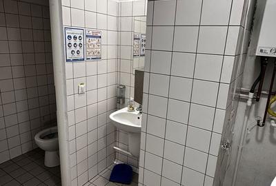 Spațiu comercial, de 157 mp, în Central - 6
