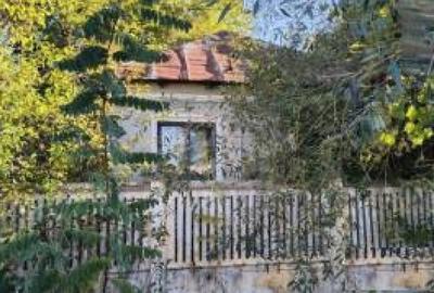 Casă individuală cu 4 camere cu Teren 907 Mp în Mărgineni - 1
