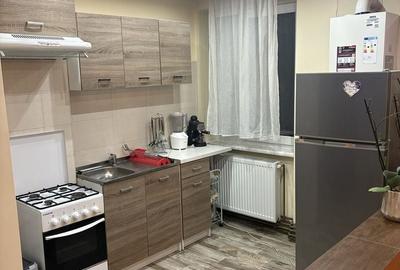 Apartament cu 2 camere decomandat în Independenței