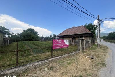 Casă cu 2 camere cu Teren 1424 Mp în Zagon - 1
