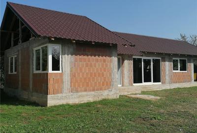 Casă cu 4 camere cu Teren 821 Mp în Tăuții-Măgherăuș - 3