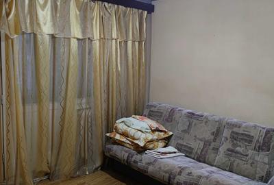 Apartament cu 3 camere decomandat în Tecuci - 2