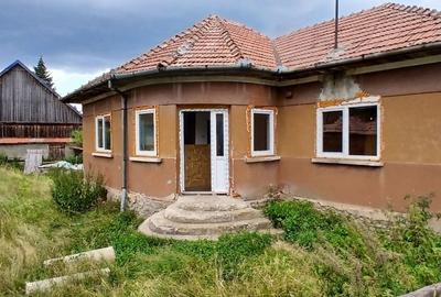 Casă cu 3 camere cu Teren 460 Mp în Nădășelu