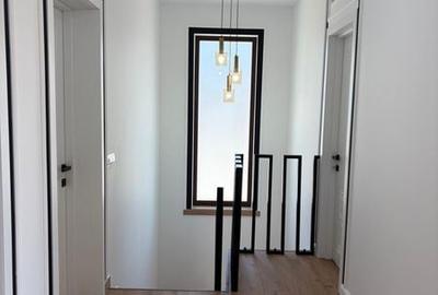 Casă cu 4 camere cu Teren 116 Mp în Progresul - 8