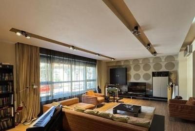 Apartament cu 4 camere semidecomandat, mobilat în Dorobanți