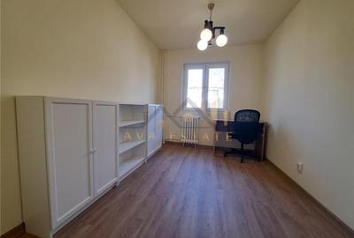 Apartament cu 3 camere semidecomandat, mobilat în Dacia - 6