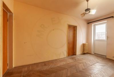 Apartament cu 3 camere circular în Războieni - 5