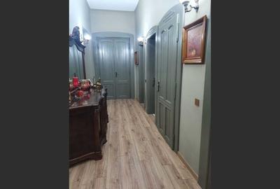 Casă cu 4 camere cu Canalizare în Titulescu - 2