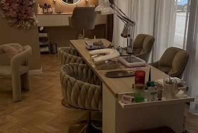 Spațiu comercial, de 70 mp, în Central - 6