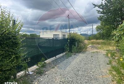 Teren de 1786 mp, în Central - 7