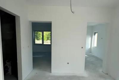 Casă cu 3 camere cu Teren 9000 Mp în Tăuții-Măgherăuș