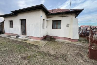 Casă cu 3 camere cu Teren 2638 Mp în Central - 10