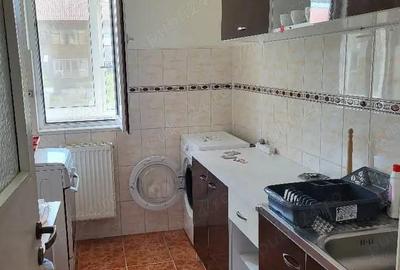 Apartament cu 2 camere semidecomandat în Dacia