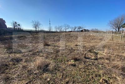 Teren Construcții intravilan de 840 mp, în Păun