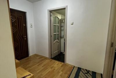 Apartament cu 3 camere decomandat în Bistrița Lac