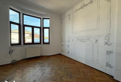 Apartament cu 3 camere decomandat în Central - 1