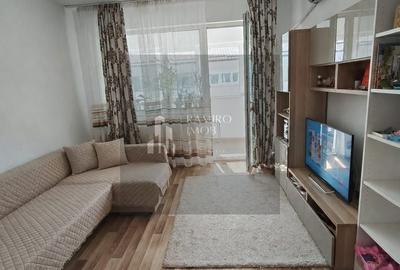 Apartament cu 2 camere decomandat în Metalurgiei