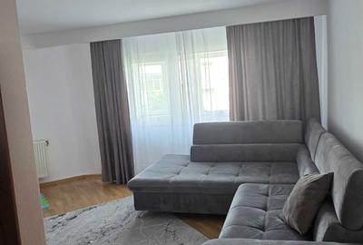 Apartament cu 2 camere decomandat în Steaua