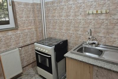 Garsonieră semidecomandată în Costin Georgian