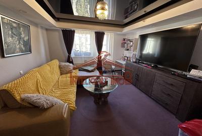 Casă individuală cu 11 camere cu Piscina în Central - 3