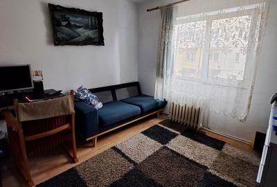 Apartament cu 3 camere decomandat în Central - 9