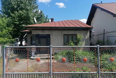 Casă cu 3 camere în Cornu