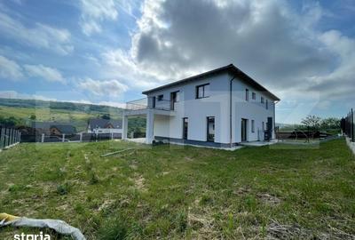 Casă cu 4 camere cu Teren 500 Mp în Baciu - 4