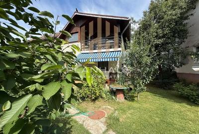 Apartament cu 4 camere decomandat, mobilat în Ultracentral