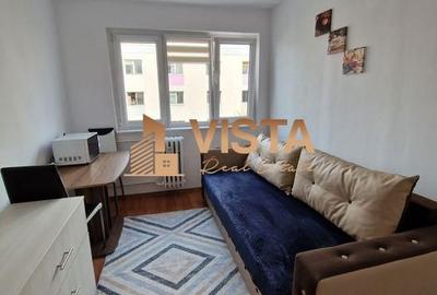 Apartament cu 2 camere, mobilat în Tractorul